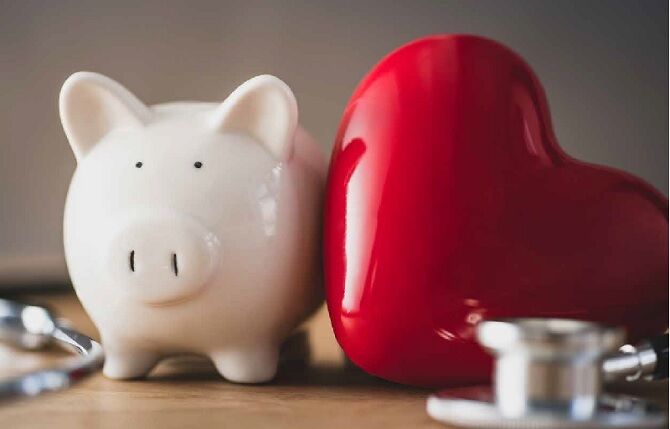 Image of piggy bank and heart