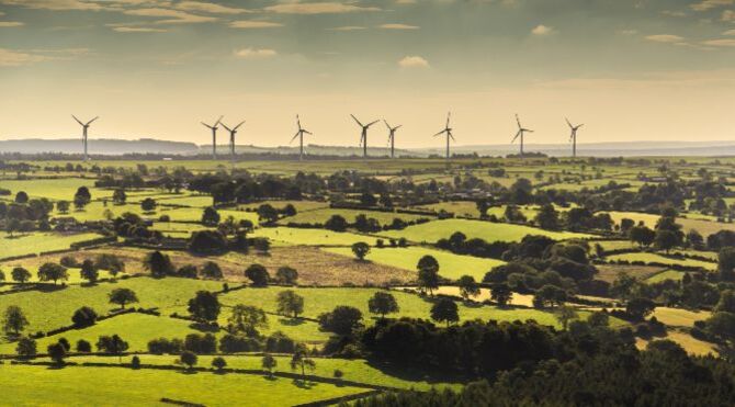 UK ups renewables profile as U.S. slips from top spot