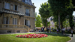 Marymount-Paris-small1