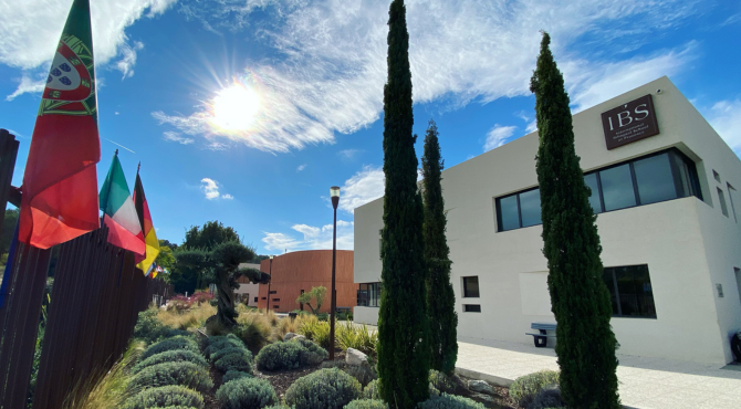 IBS-of-Provence-campus.2