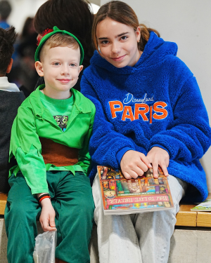 Cambridge-School-of-Bucharest-reading-together