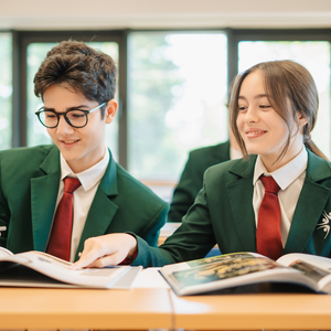 Cambridge-School-of-Bucharest-secondary-children-reading
