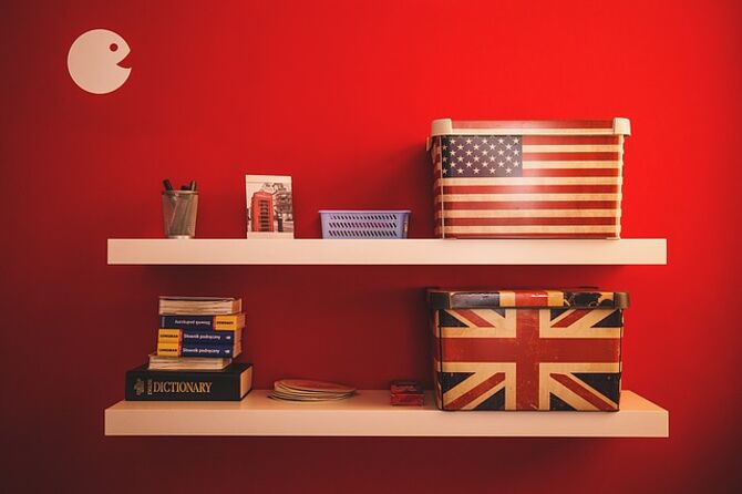 Image of neat boxes with US and UK flags