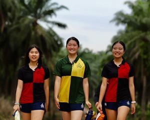 Marlborough-College-Malaysia-Beagle-Hash-Girls