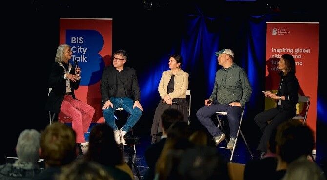 BIS-7th-city-talk-panel-smartphones