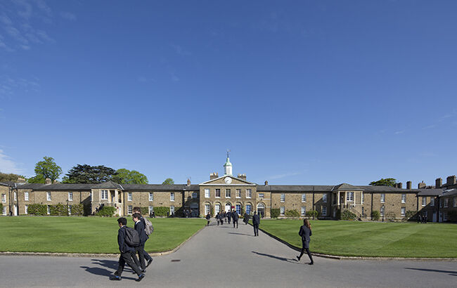 Haileybury School_L1