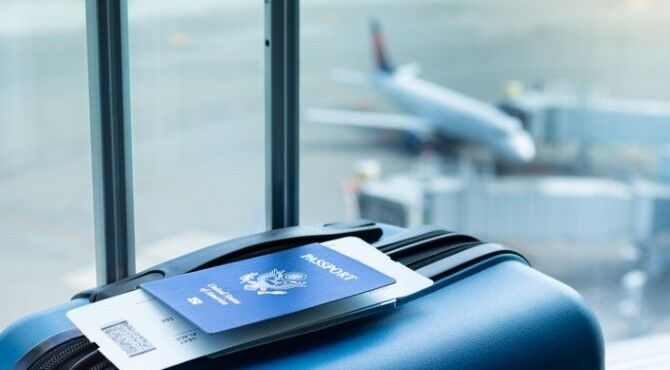 stock-image-aeroplane-suitcase-passport