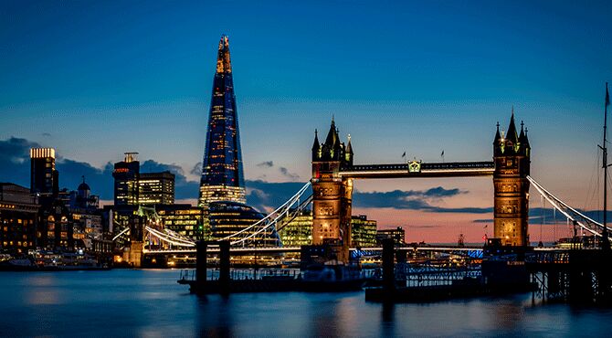 London skyline at night