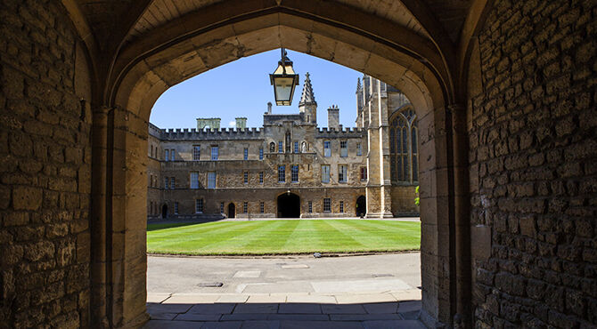 Oxford University: Staff planning to leave because of Brexit