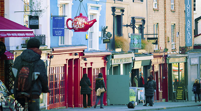Portobello Road, London, street scene