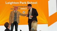 Leighton-Park-School-Award