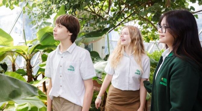 Arbor-School-students-plants