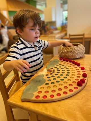 Battery-Park-Montessori-child-classroom