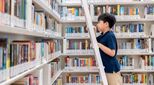 child-ladder-library-stock-image
