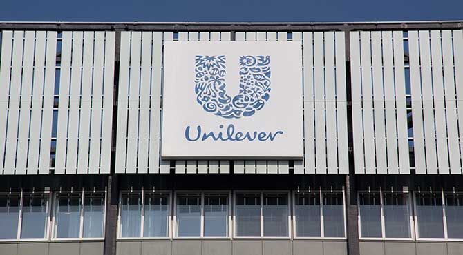 Shareholders force Unilever to drop Dutch move