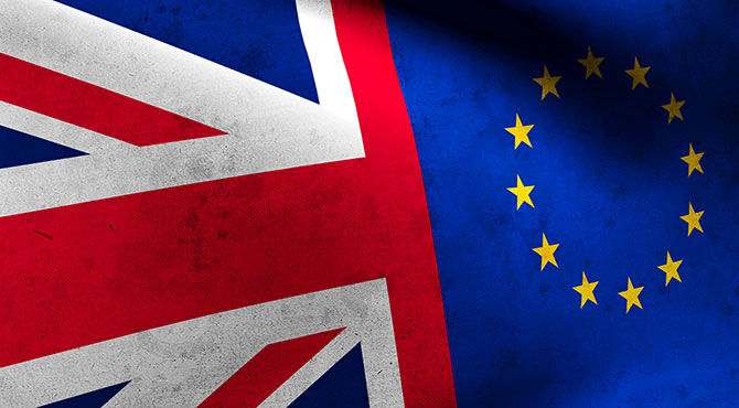 EU and UK flags: Agreement almost reached over EU expats